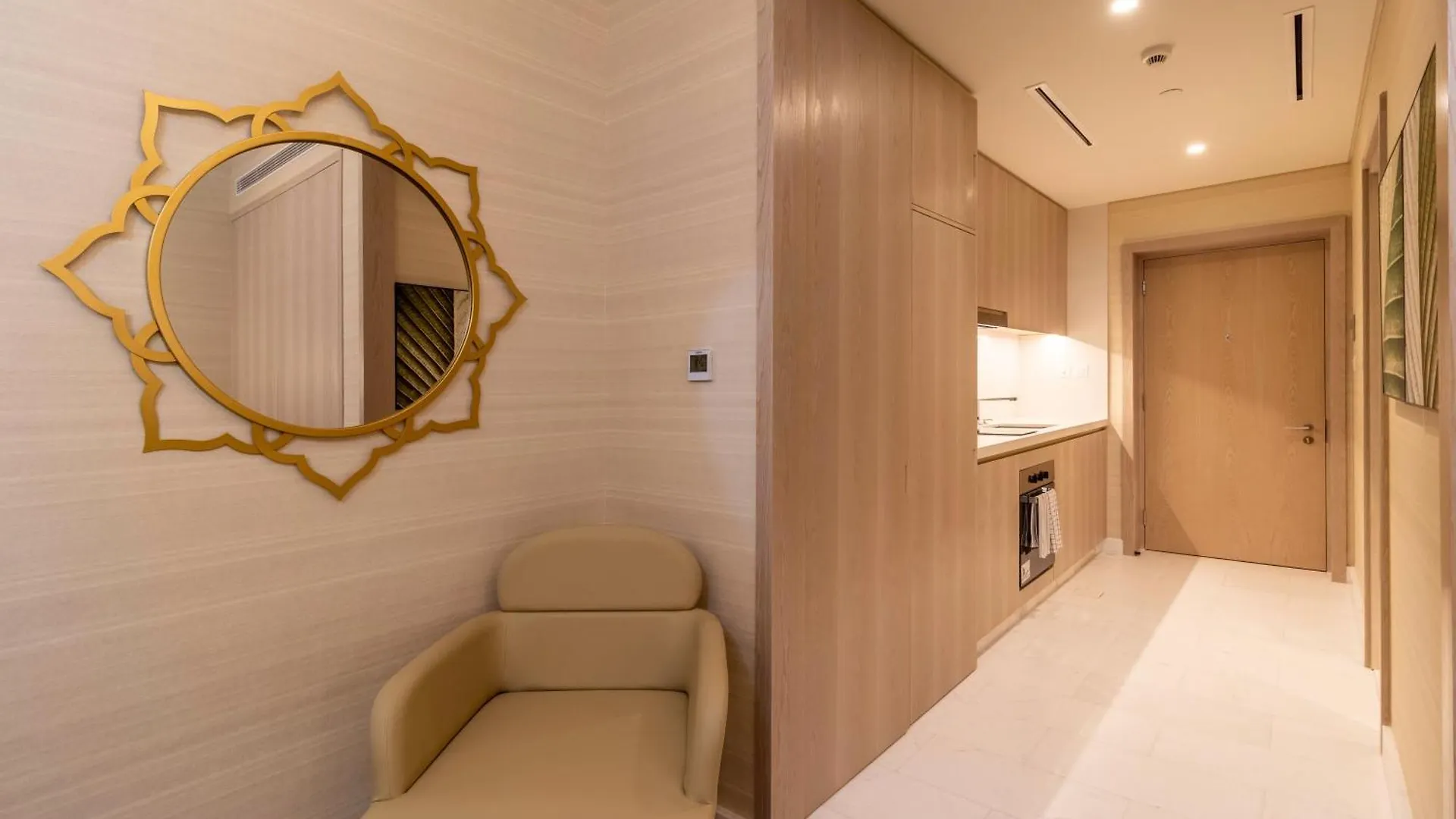 The Palm Tower Apartment Dubai